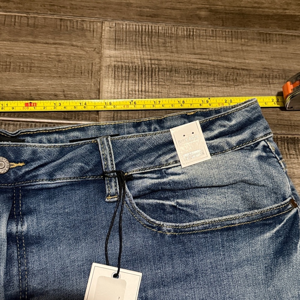 New Judy Blue Boy Toy Light Wash High Rise Cuffed Boyfriend Distressed Jeans - Picture 12 of 14